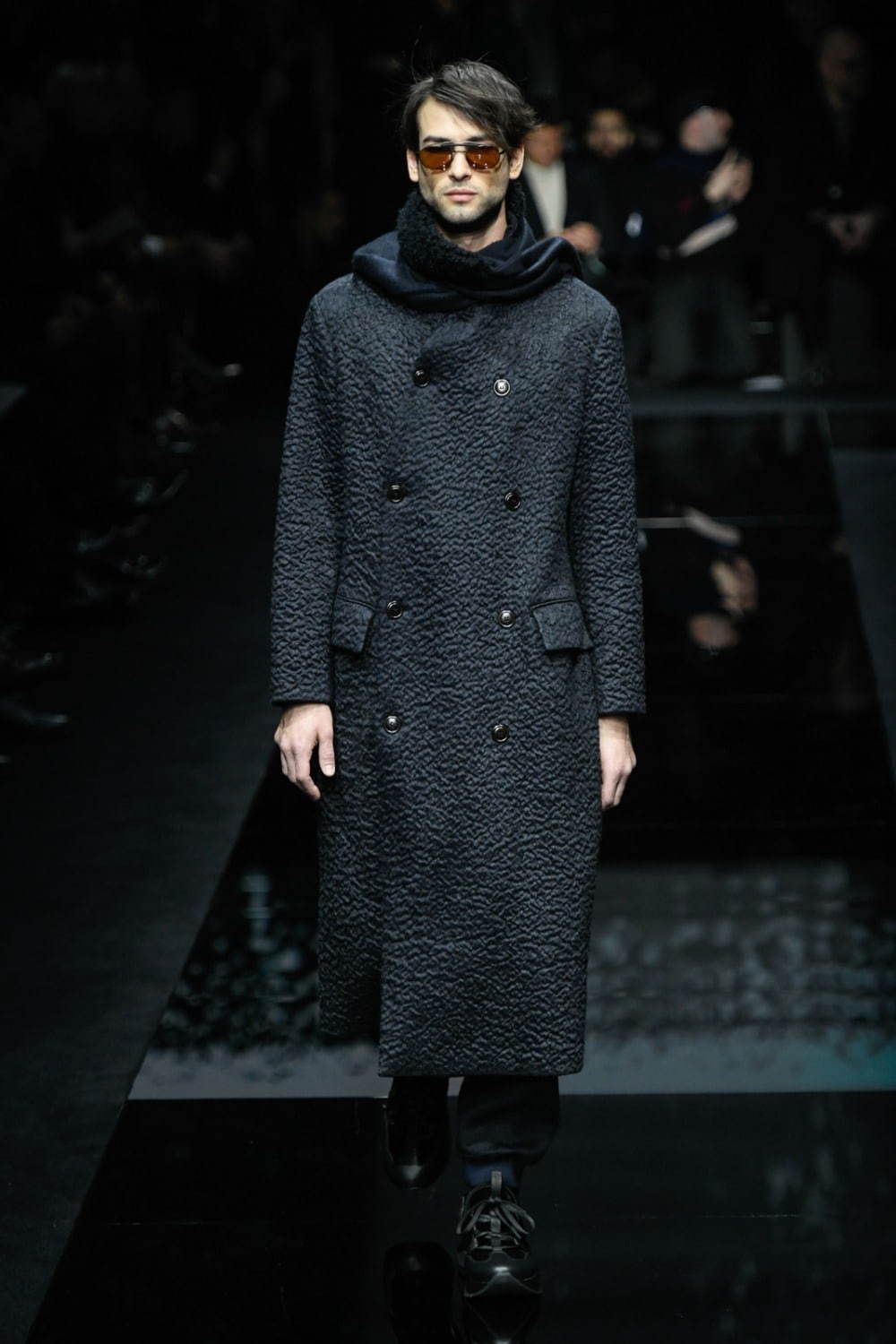ジョルジオ アルマーニ 21年秋冬メンズコレクション 着て見て楽しい新感覚テーラード ファッションプレス