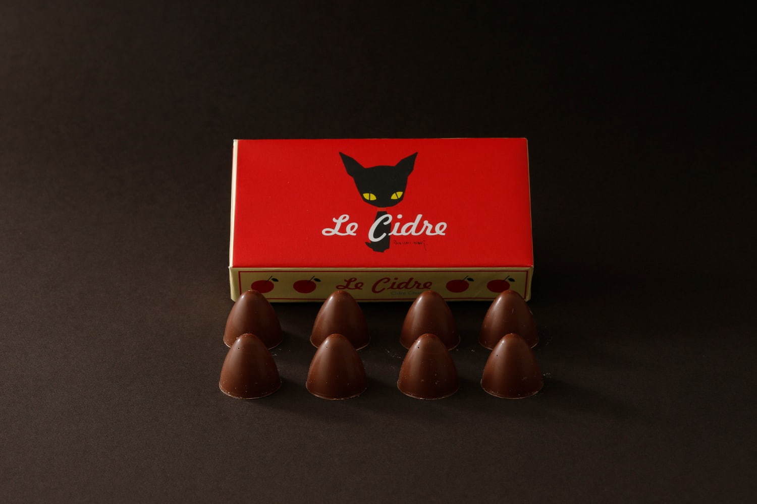 写真3 7 ルタオのチョコレート専門店と画家 中原淳一がコラボ 黒猫や少女を描いた限定パッケージのチョコなど ファッションプレス