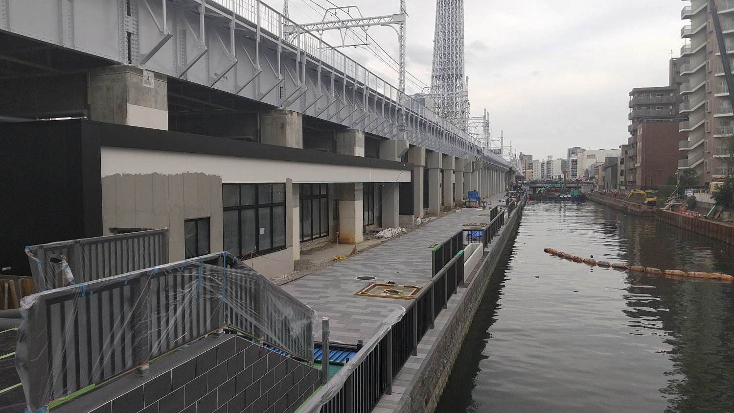 「東京ミズマチ」浅草～東京スカイツリー間、隅田川沿いの高架下商業施設に全14店舗 - 新連絡橋も開通｜写真7