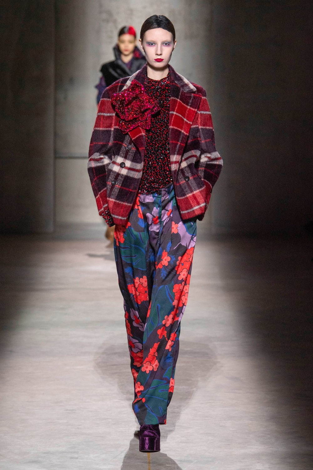 ドリス ヴァン ノッテン(DRIES VAN NOTEN) 2020-21年秋冬ウィメンズコレクション  - 写真23