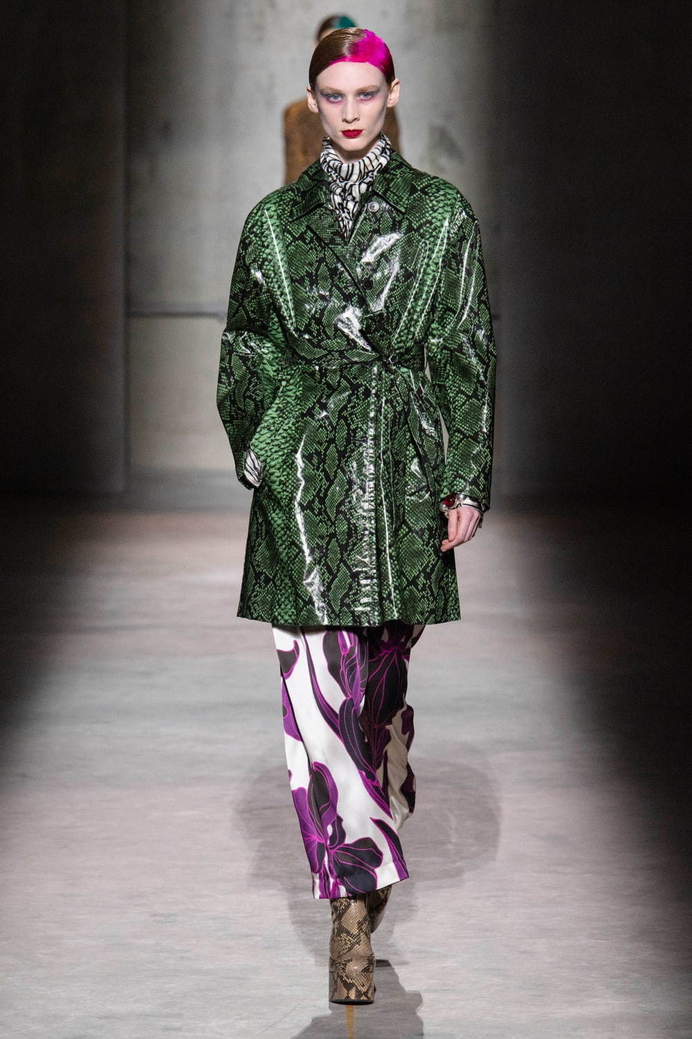 ドリス ヴァン ノッテン(DRIES VAN NOTEN) 2020-21年秋冬ウィメンズコレクション  - 写真34