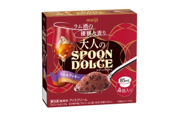 新アイス「大人のSPOON DOLCE ラム＆クッキー」しっとりチョコクッキーたっぷり | 写真