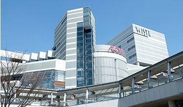 大阪・野田駅前「野田阪神ウイステ」初の大規模リニューアル、商業施設内約40店の専門街一新で閉店セール｜写真1