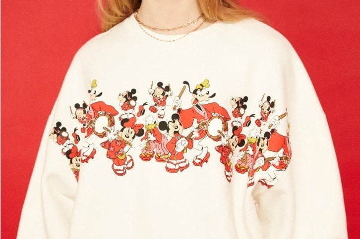 マウジー ディズニー コレクション新作 ミッキーマウスのコミックプリントシャツやカタカナロゴt ファッションプレス