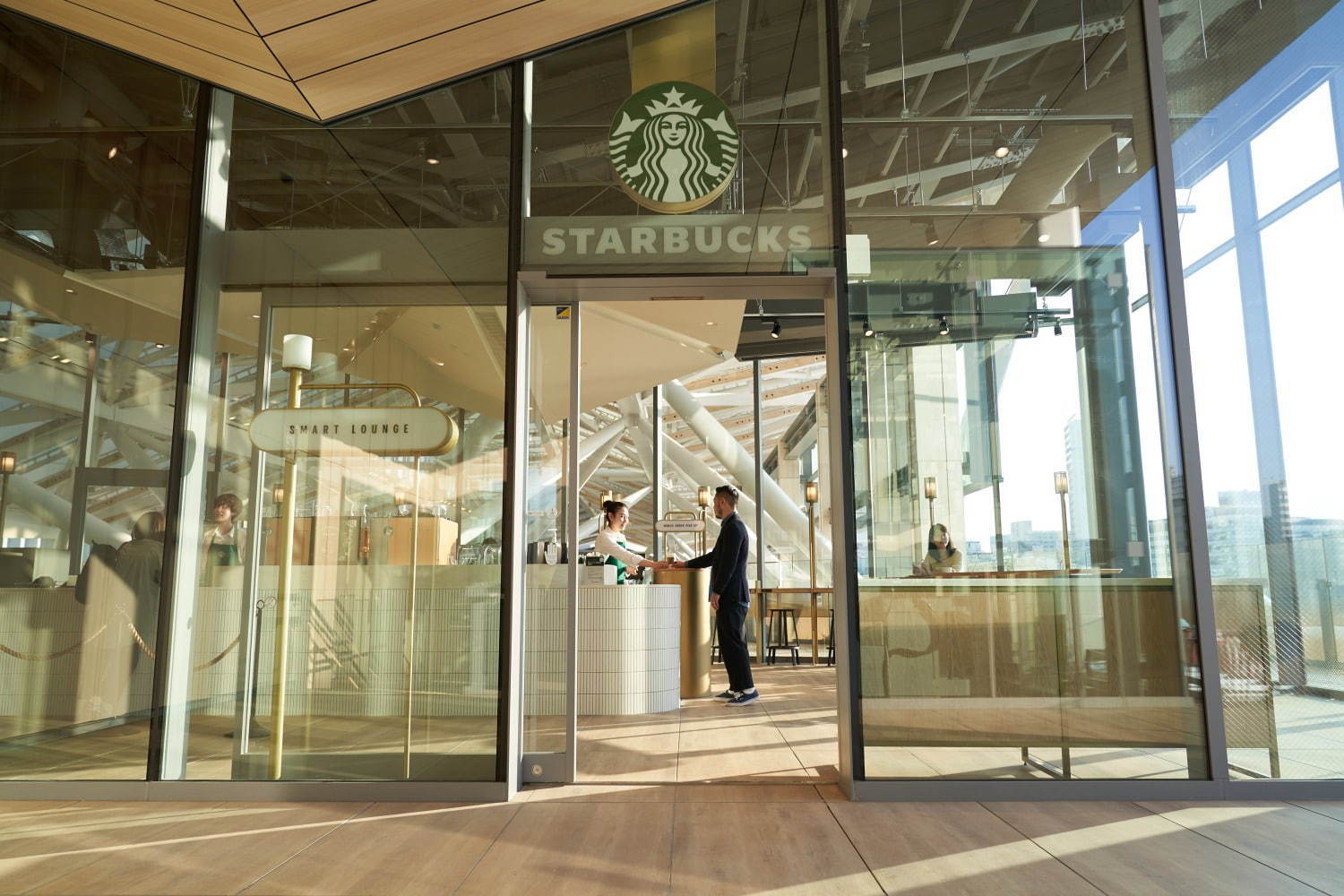 スターバックス(Starbucks Coffee) 高輪ゲートウェイ駅｜写真13