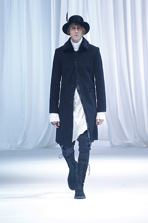 アン ドゥムルメステール(ANN DEMEULEMEESTER) 2013-14年秋冬