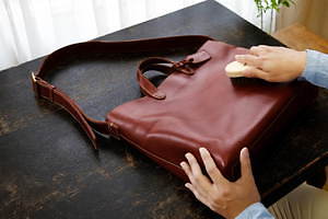 土屋鞄製造所おすすめの革製品お手入れ方法 - レザーバッグや財布の 