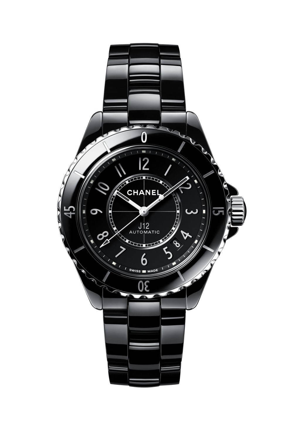 シャネルのアイコン腕時計「J12」メンズ・レディースの人気モデルは