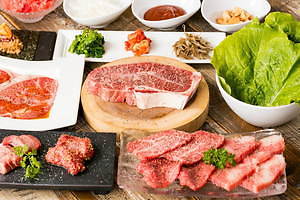 焼肉kintan最大級店舗がニュウマン横浜にオープン 日本一の骨付き肉や神奈川レモンメニュー ファッションプレス
