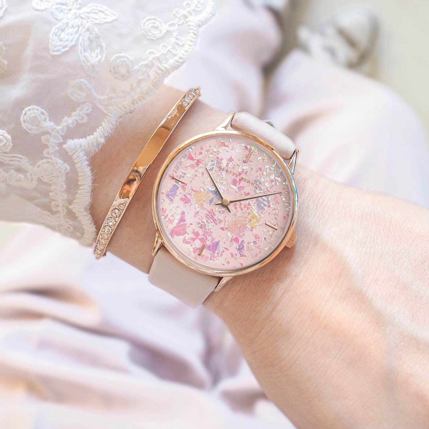 Yves Saint Laurent YSL ビジュー ゴールド ピンク 腕時計feliceのYSL商品一覧