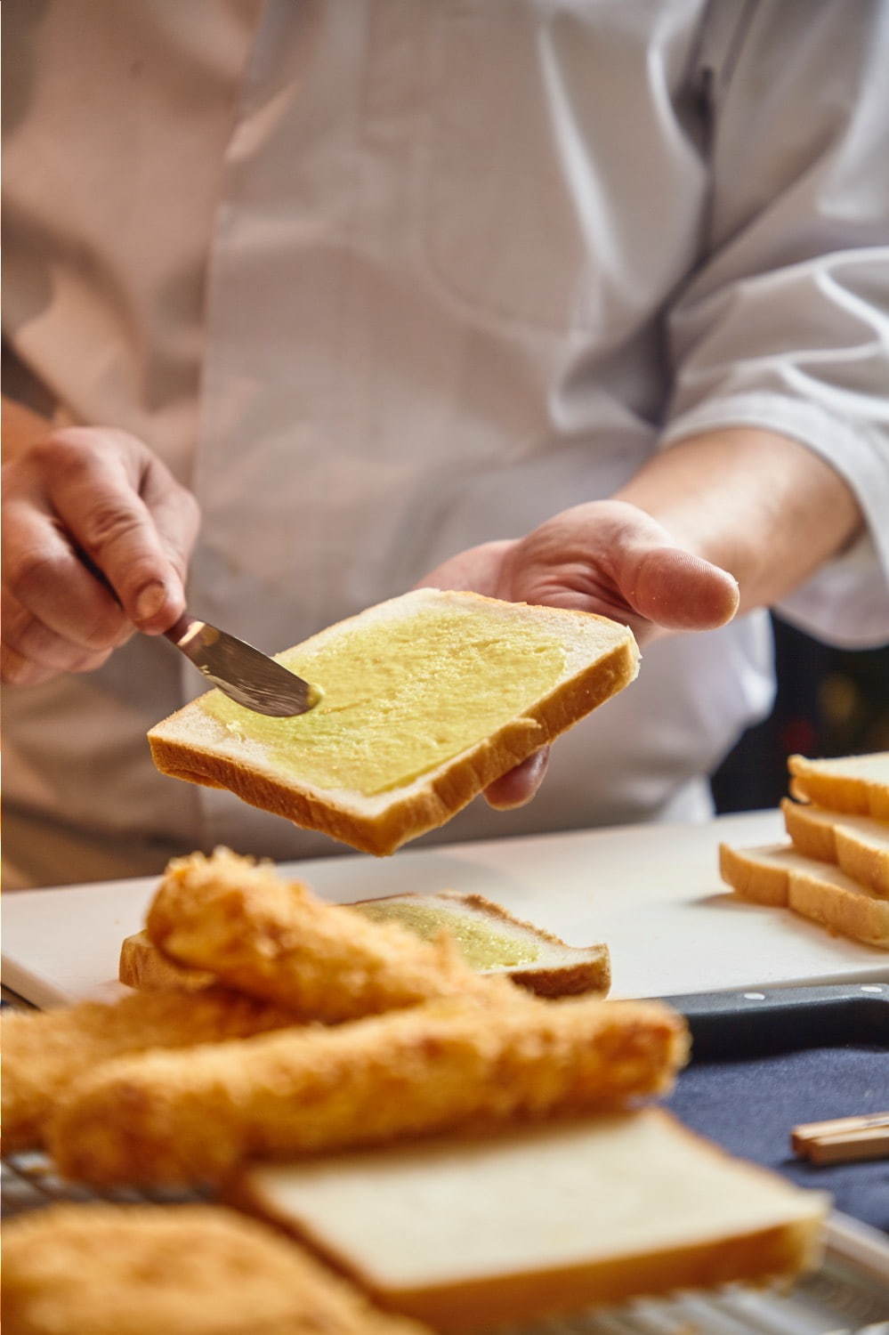 だし巻揚げサンド専門店 まいてあげる 大阪に 高級だし食パン 揚げたて だし巻たまごの新感覚サンド ファッションプレス