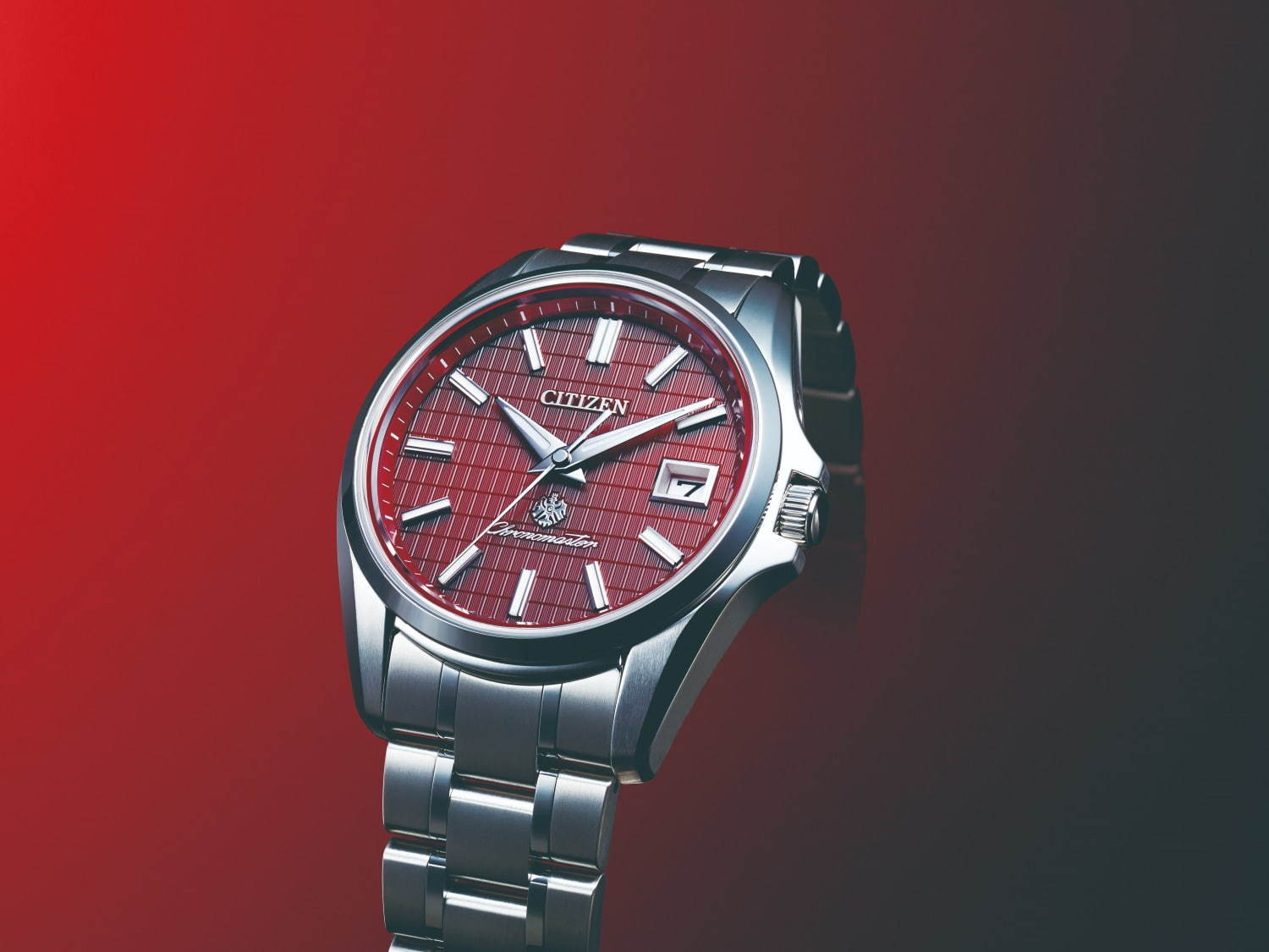 シチズン「情熱の赤」テーマの新作腕時計9型、赤い文字板に“星”や高層