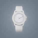 メゾン ミハラヤスヒロ×ウニマティックのコラボ腕時計、白一色に染めた