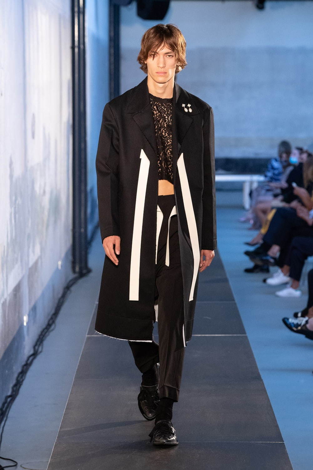 ヌメロ ヴェントゥーノ 21年春夏メンズコレクション 柔らかなニュアンスを纏った紳士服 ファッションプレス