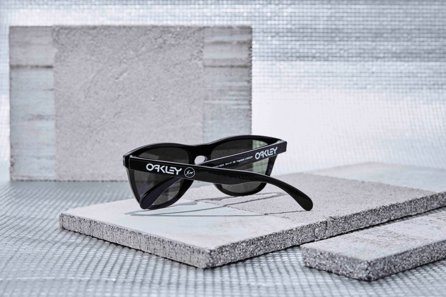 25,900円■OAKLEY × FRAGMENT オークリー フラグメント サングラス 眼鏡