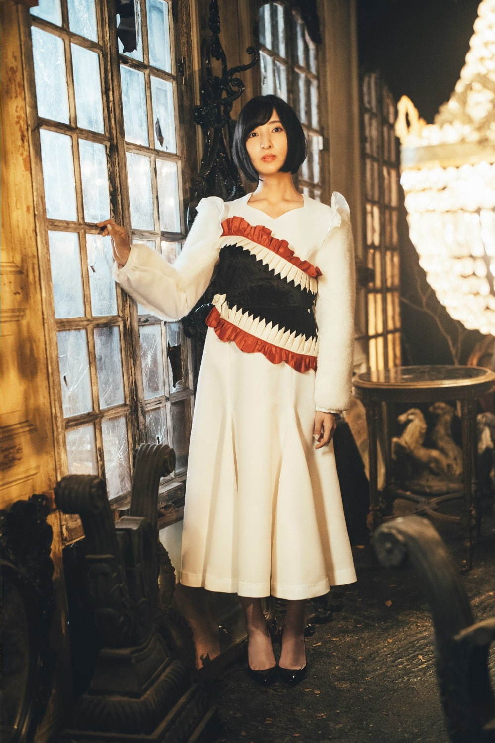 ハザマ 声優の佐倉綾音 内山昂輝 想い出の聖服 スカートや 16番目のセットアップ など新作コラボ ファッションプレス