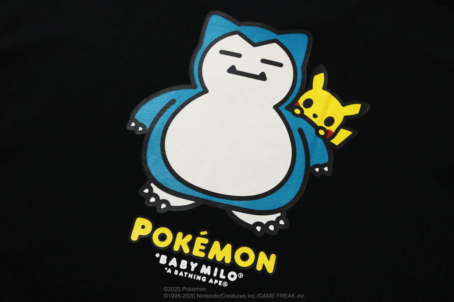 ポケモン×ア ベイシング エイプ、ベイビーマイロ風ポケモンTシャツやピカチュウの耳付きフーディー｜写真15