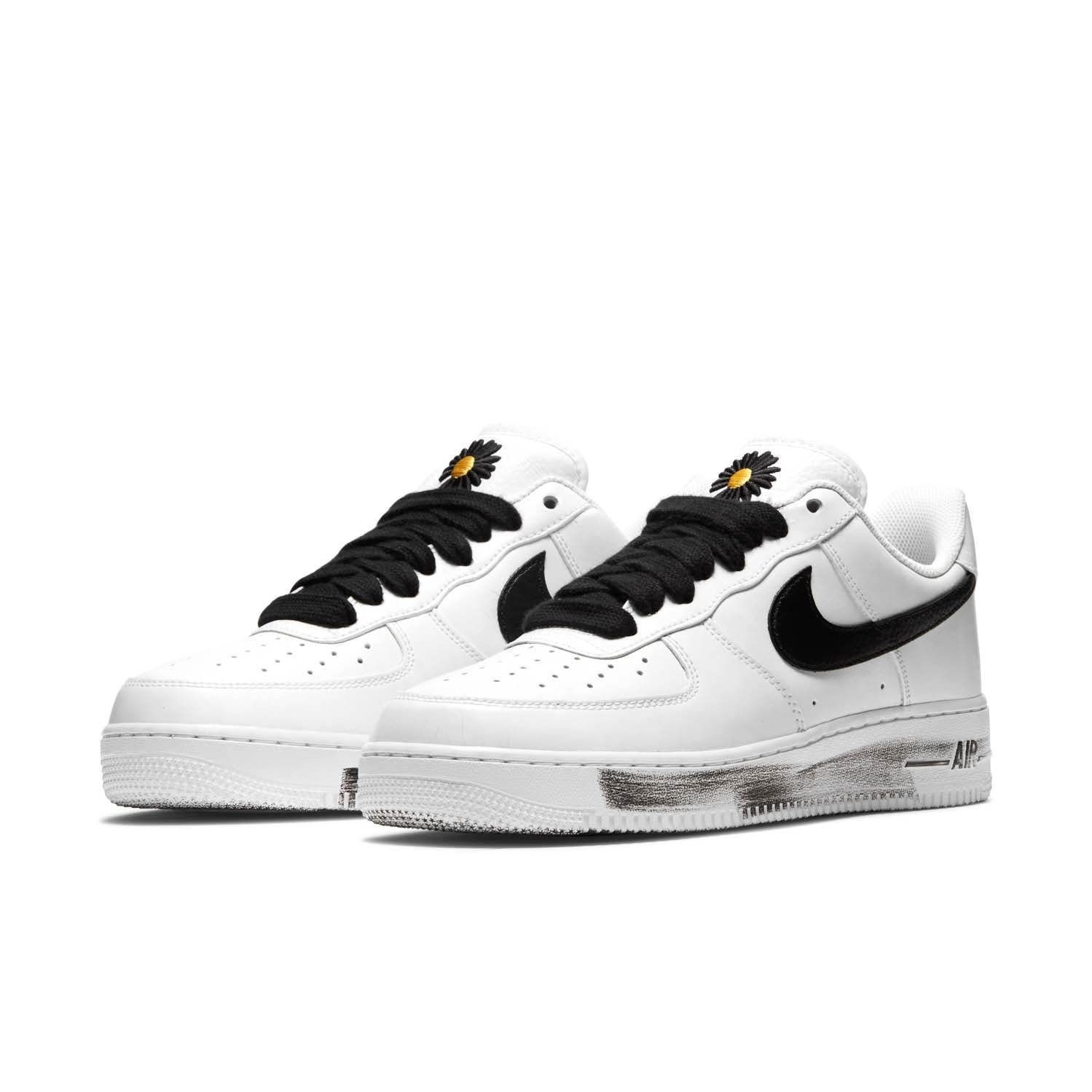 NIKE  G-DRAGON AIR FORCE  パラノイズ snkrs当選