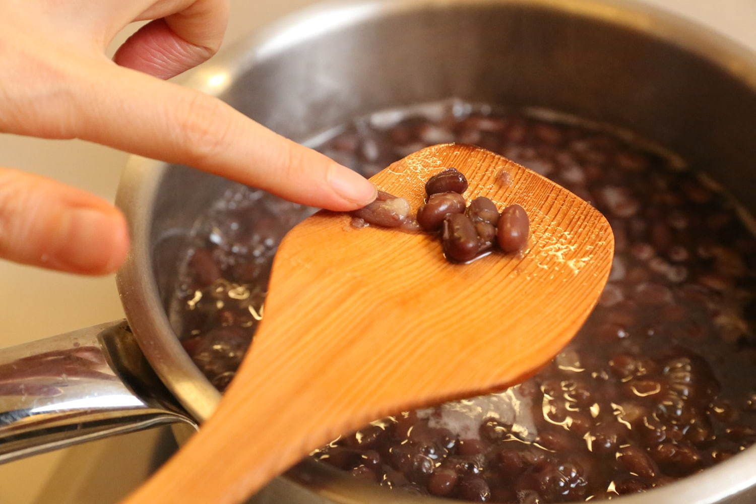 阪急うめだ本店「第6回 時をかけるあん」あん菓子50種以上が集結、あん増量の豆大福やカラフル和菓子｜写真4