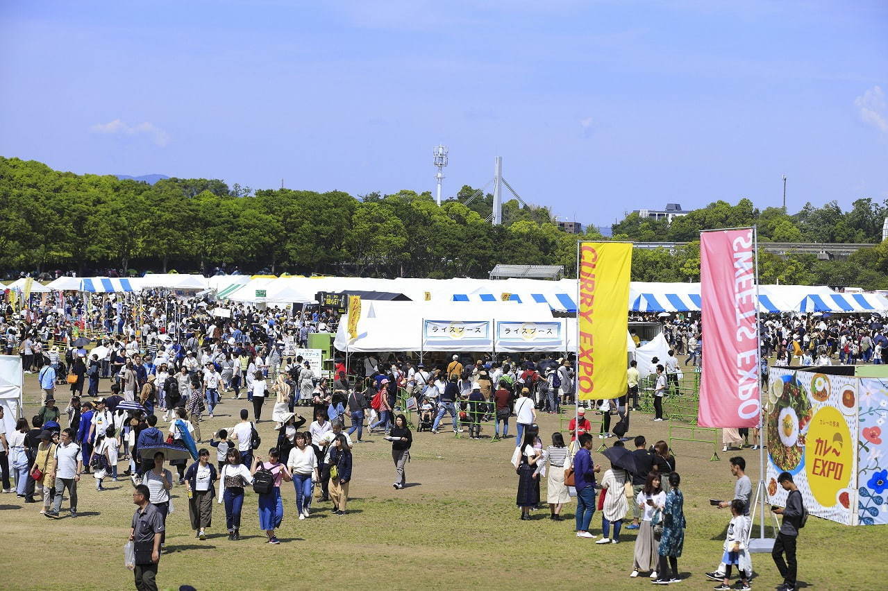 「カレーEXPO」が大阪・万博記念公園で"インドカレー"など26店集結、スイーツ＆カレーパンも｜写真3