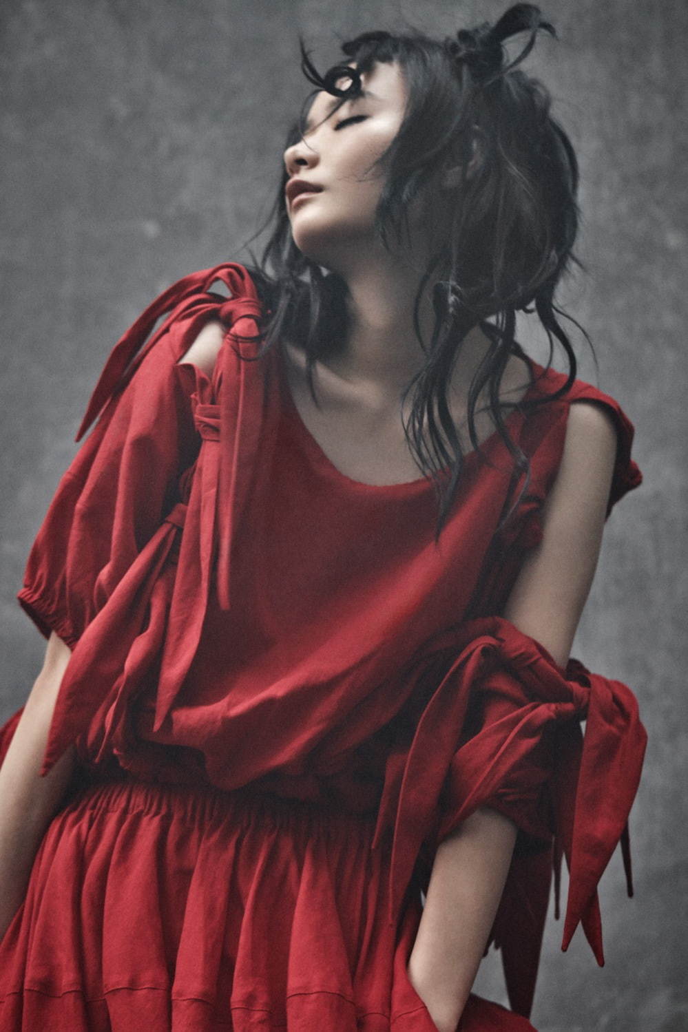 リミ フゥ 21年春夏コレクション 凛とした強さをまとって 神話の リリス に着想 ファッションプレス