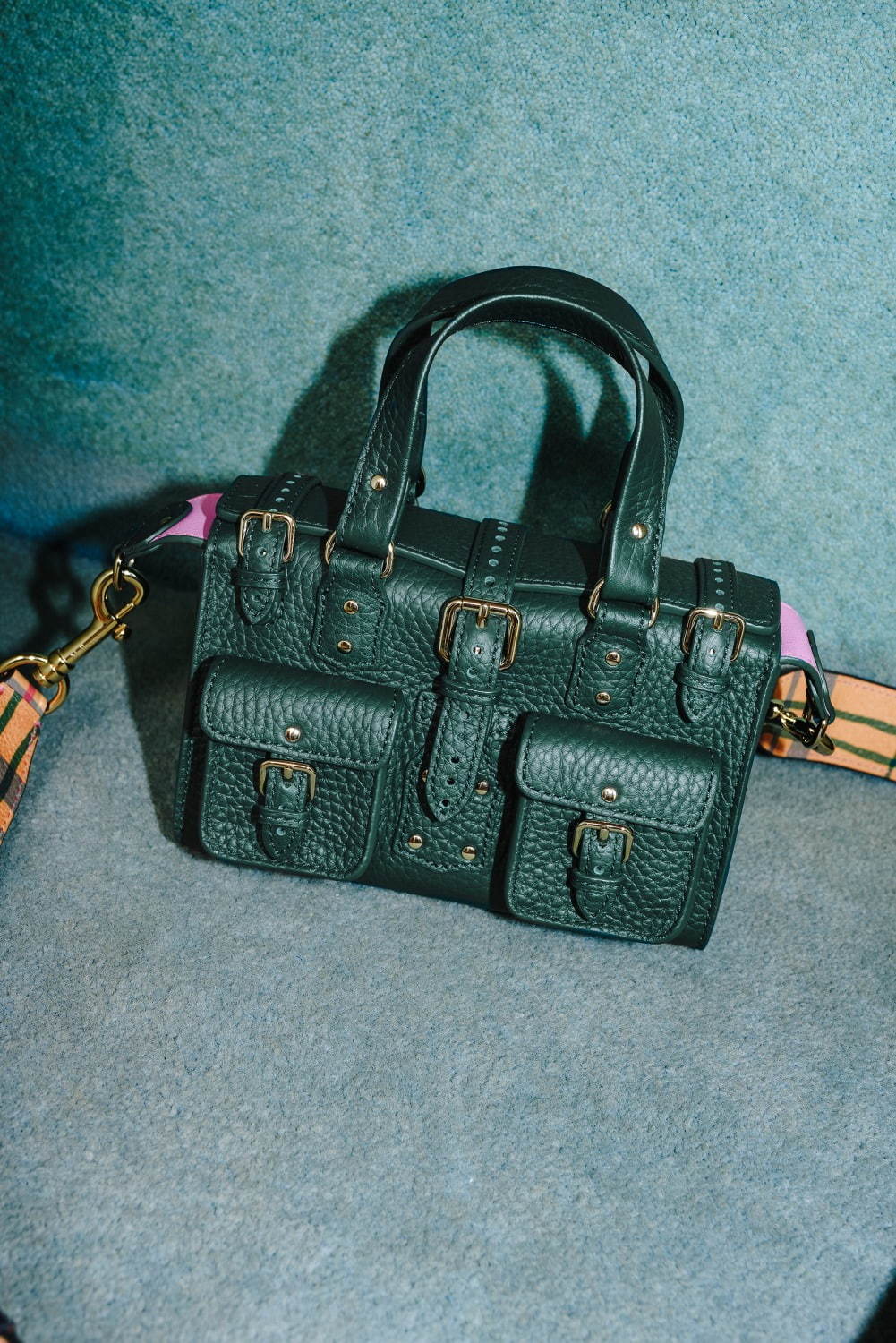 マルベリー名作バッグが“ミニサイズ”で復刻、旅行鞄イメージの
