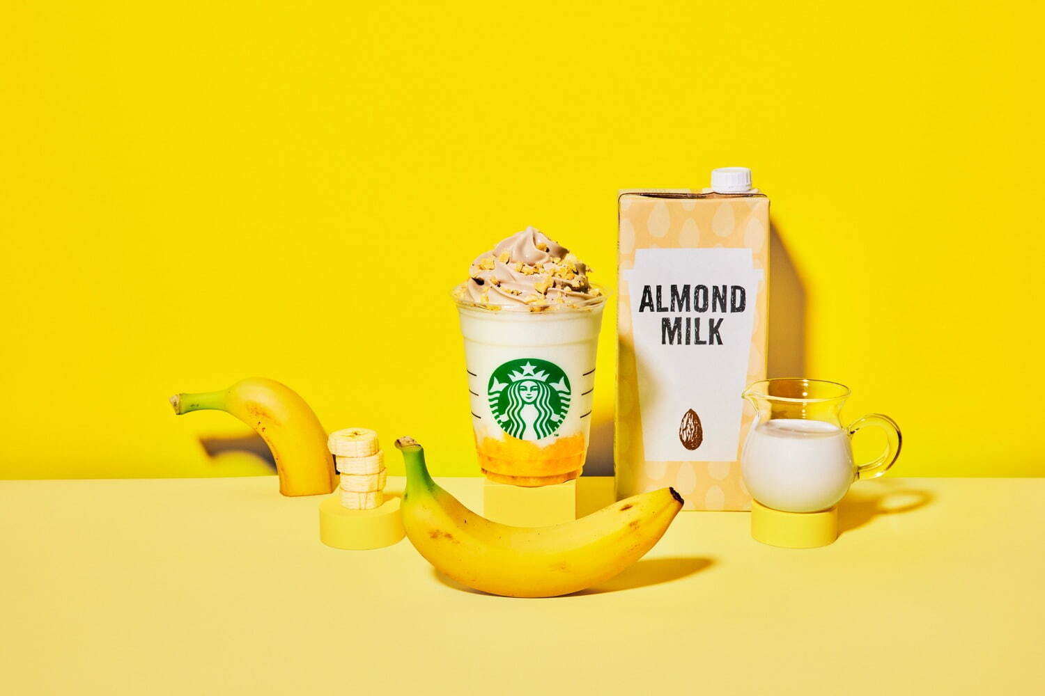 スターバックス(Starbucks Coffee) バナナンアーモンドミルク フラペチーノ｜写真1