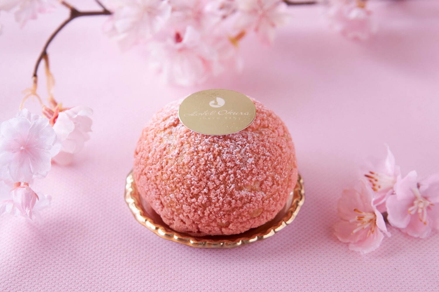 ホテルオークラ東京ベイの桜アフタヌーンティー、桜色クリームのマリトッツォやロールケーキ｜写真4