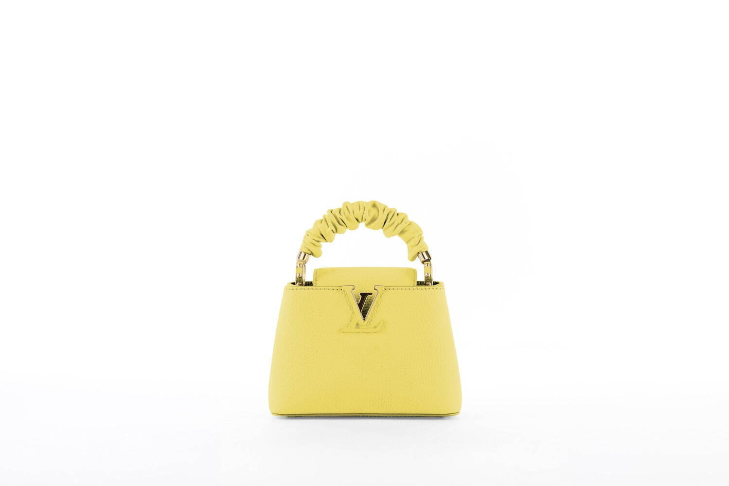 ルイ ヴィトンの新作バッグ カプシーヌ シュシュ から着想したハンドル 淡いカラーで ファッションプレス