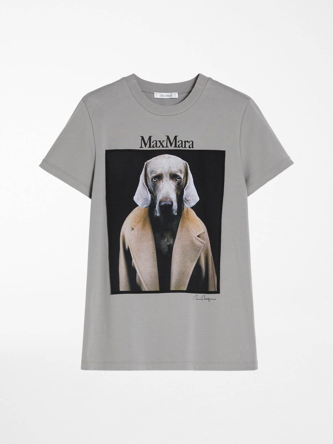 マックスマーラ“アートな新作Tシャツ”、アイコンコートを着た犬
