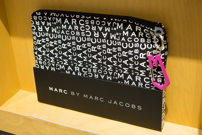 マーク ジェイコブス(MARC JACOBS), マーク BY マーク ジェイコブス(MARC BY MARC JACOBS) BOOKMARC｜写真25