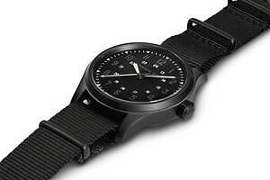 N.ハリウッド TPES×ハミルトンの腕時計 - オールブラック＆透明ケース 