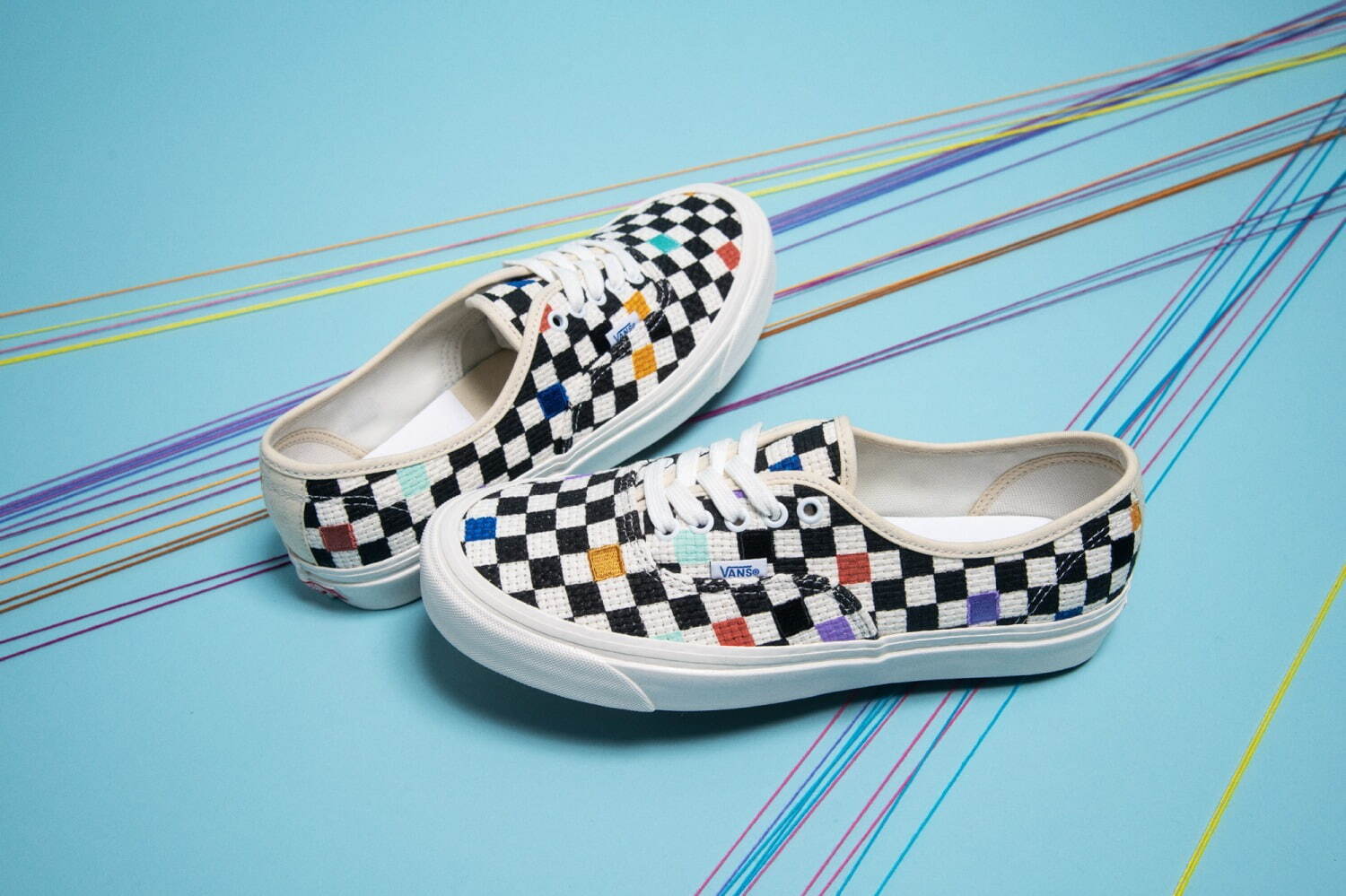 VANS新作スニーカー、ヴィンテージ風スカル＆花柄のローカットモデル｜写真31