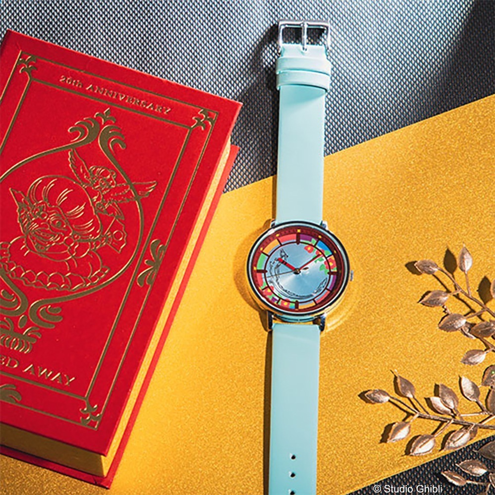 スタジオジブリ作品『千と千尋の神隠し』“道案内のランプ”がインテリアに、セイコーの腕時計も｜写真10