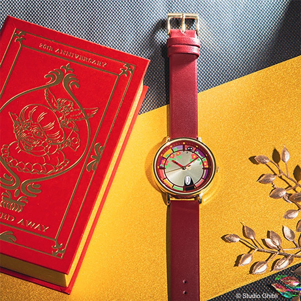スタジオジブリ作品『千と千尋の神隠し』“道案内のランプ”がインテリアに、セイコーの腕時計も｜写真12