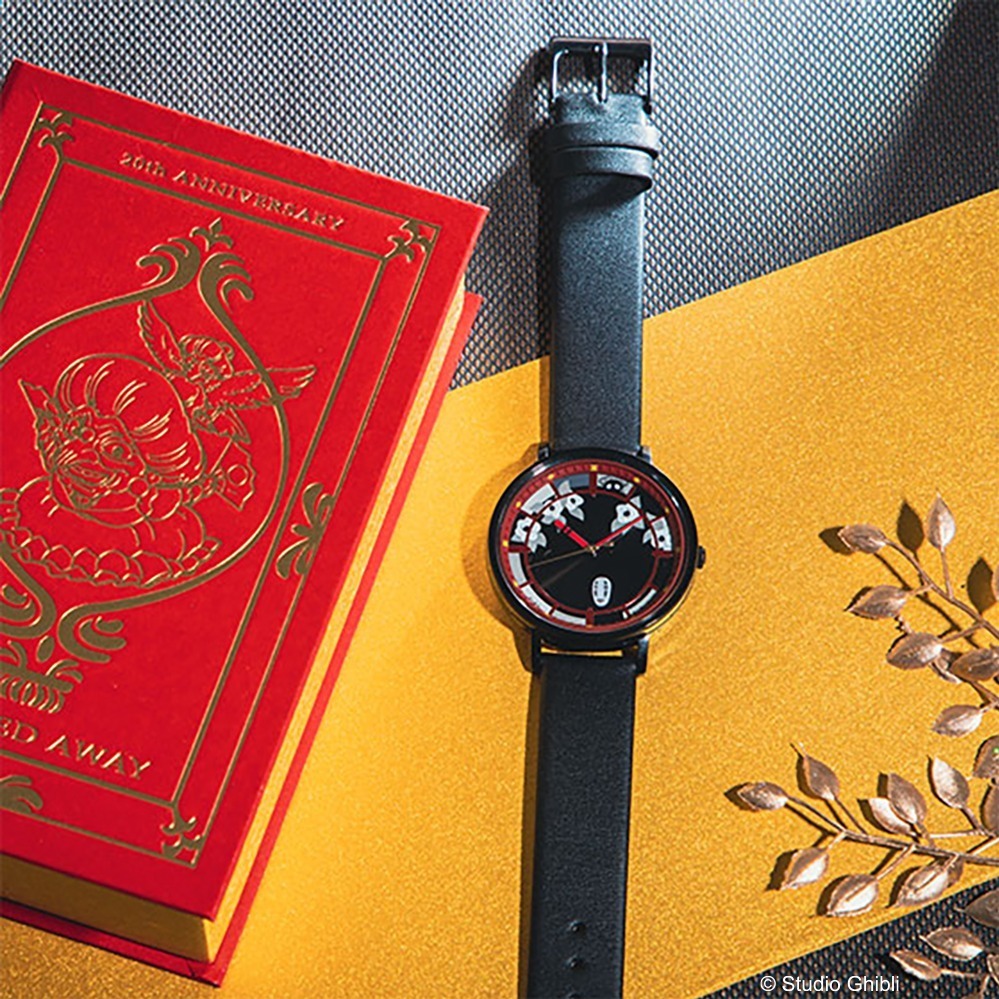 スタジオジブリ作品『千と千尋の神隠し』“道案内のランプ”がインテリアに、セイコーの腕時計も｜写真8