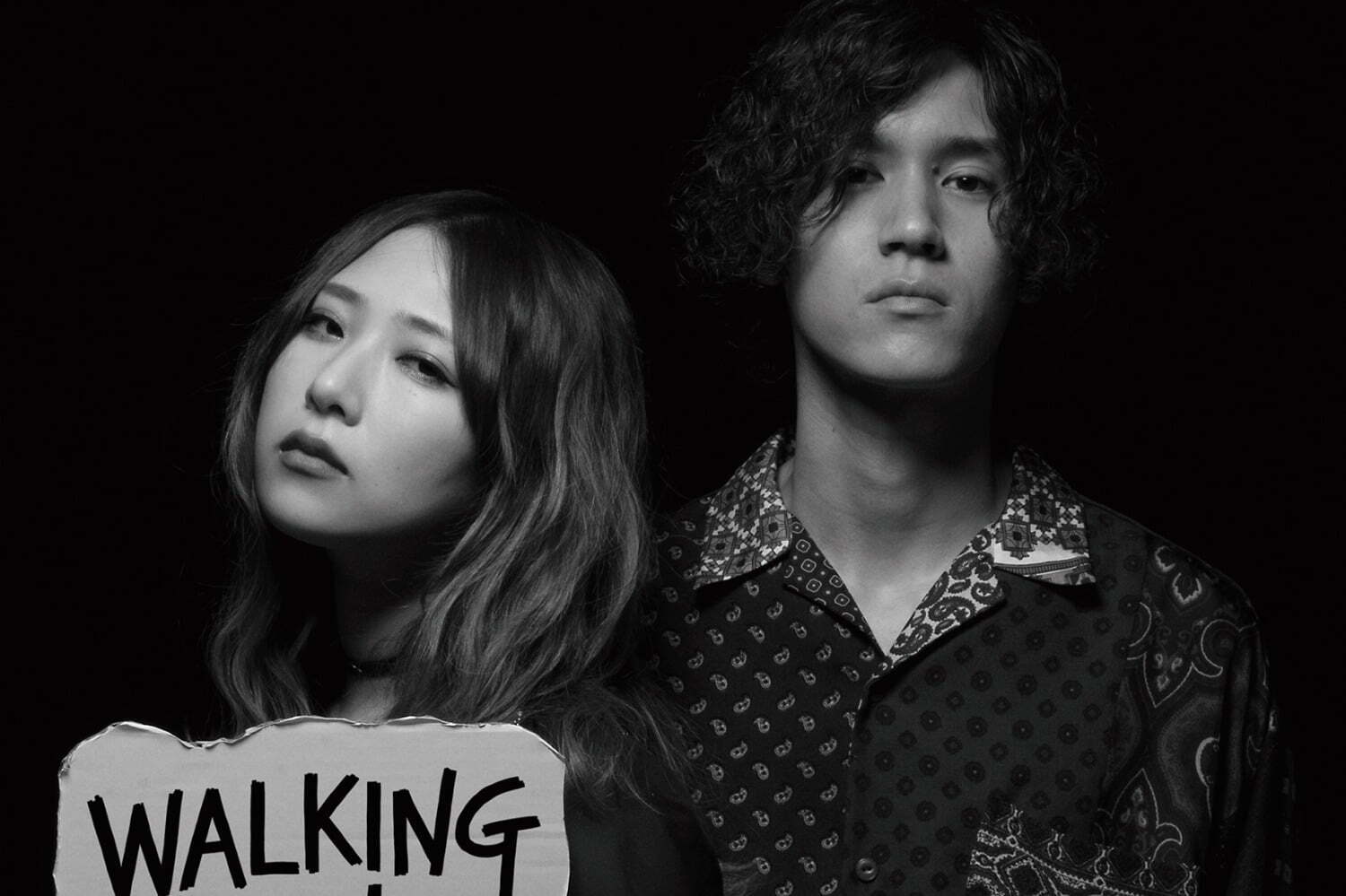 GLIM SPANKYのアルバムがレコード化、『Walking On Fire』など3作品