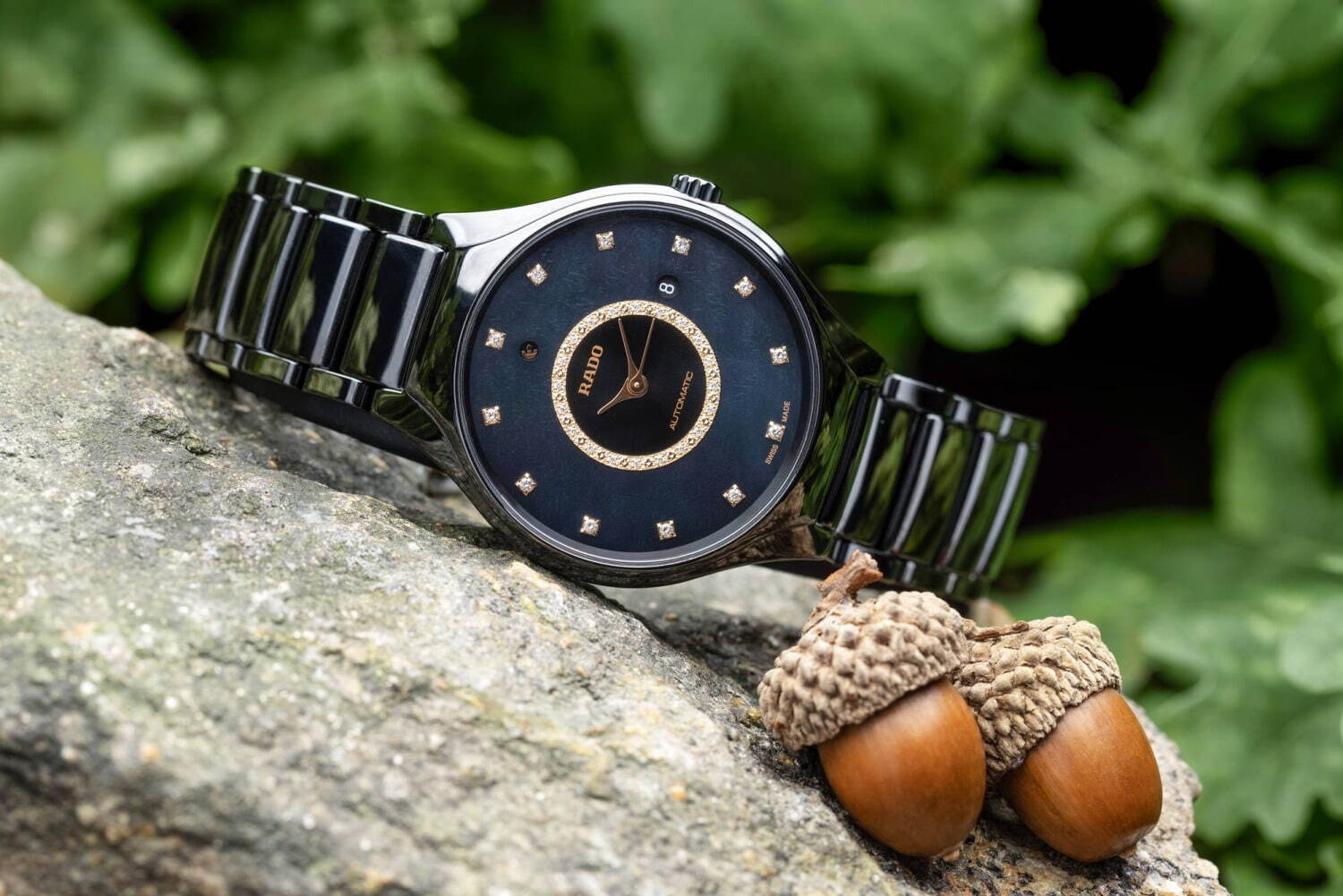 RADO sapphire crystal レディース腕時計 黒×ゴールドカラー 