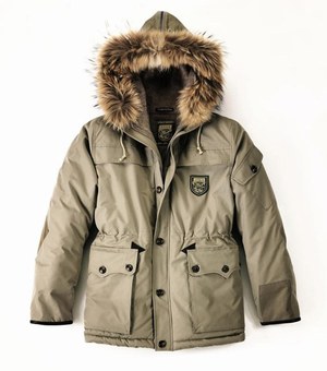 エーグル(AIGLE) ダウンジャケット 世界160点限定表記サイズM