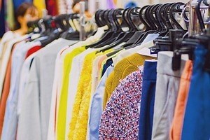 ユニクロ エキュート京葉ストリート Uniqlo Ecute Keiyostreet ショップ 店舗 取り扱い 情報 地図 ファッションプレス