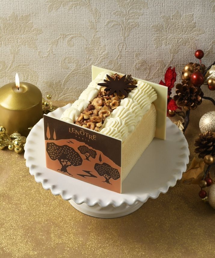 銀座三越21年クリスマスケーキ テディベアの 仕掛けつき ケーキ ショコラの層 を重ねたケーキ ファッションプレス