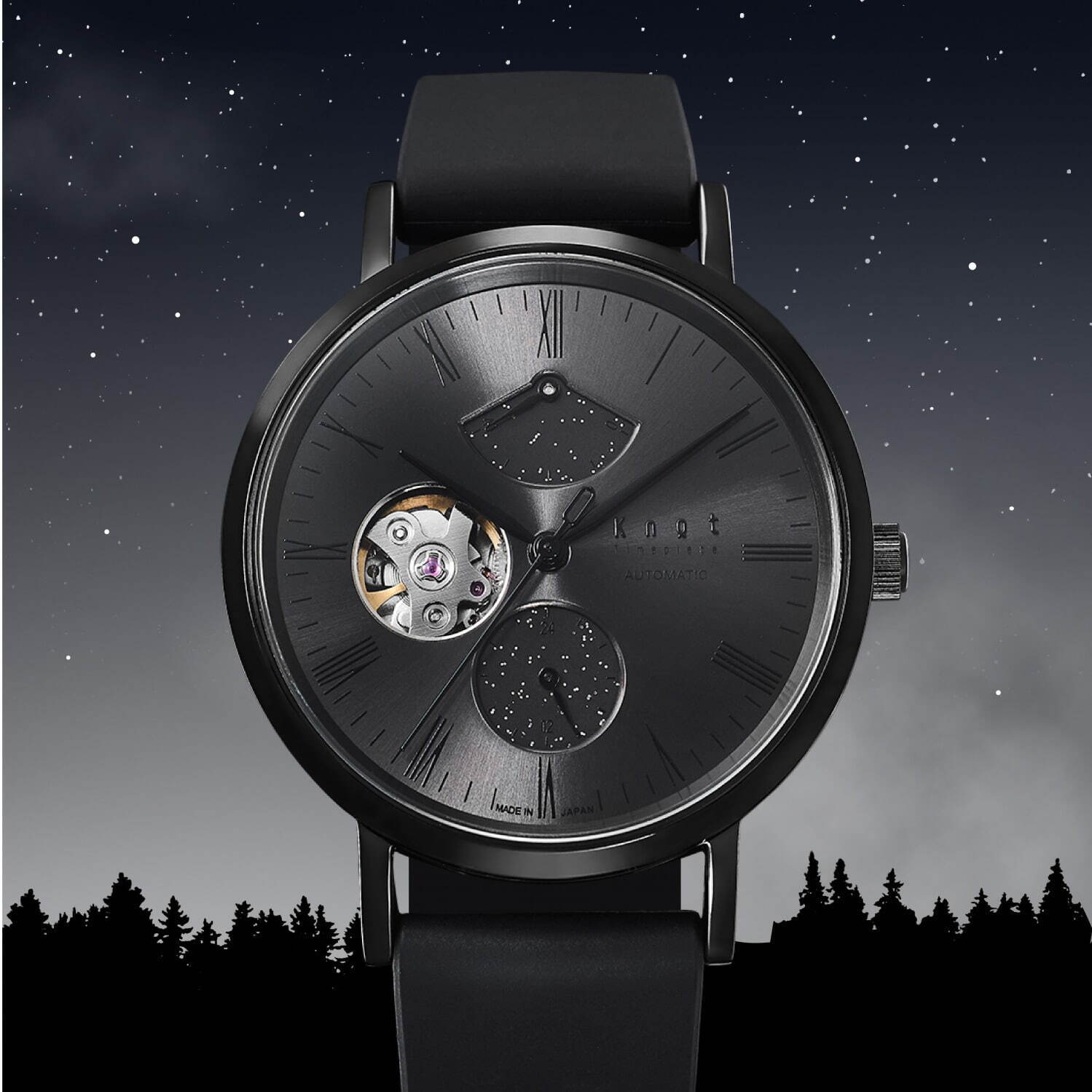Knot“夜空”イメージの腕時計、満月のようなオープンハート＆星空のインダイヤルを文字盤に - ファッションプレス
