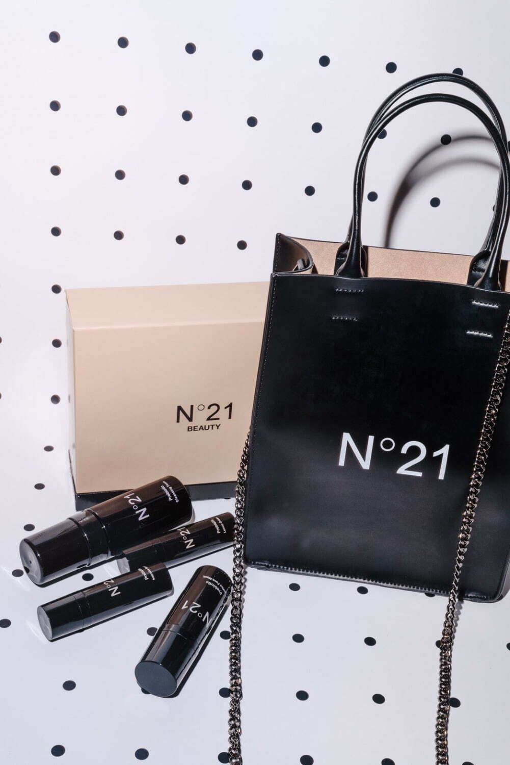 N21初のスキンケア＆シュタイフと初コラボ“ヌードカラー”テディベア、大阪・うめだ阪急に｜写真6