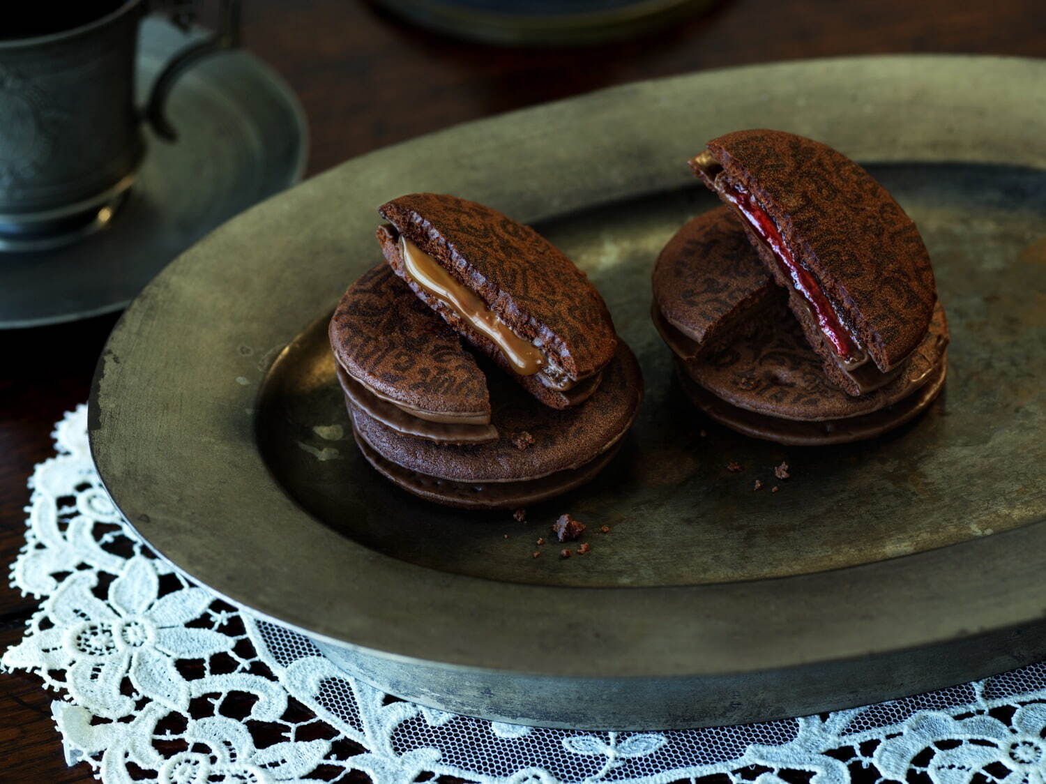 大人のチョコスイーツ専門店「ザ・テイラー」ピスタチオ＆ラズベリーの季節限定ショコラサンド｜写真3