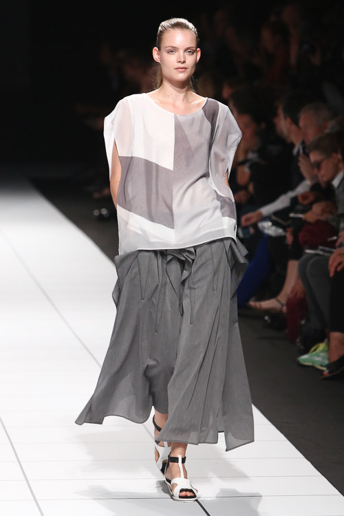 イッセイ ミヤケ(ISSEY MIYAKE) 2014年春夏ウィメンズコレクション  - 写真54