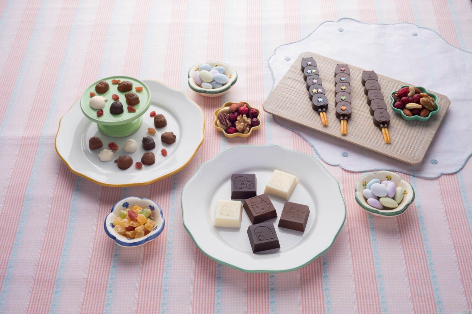 すみっコぐらし のチョコを簡単手作り えびふらいのしっぽのミニチョコやスティックチョコ ファッションプレス