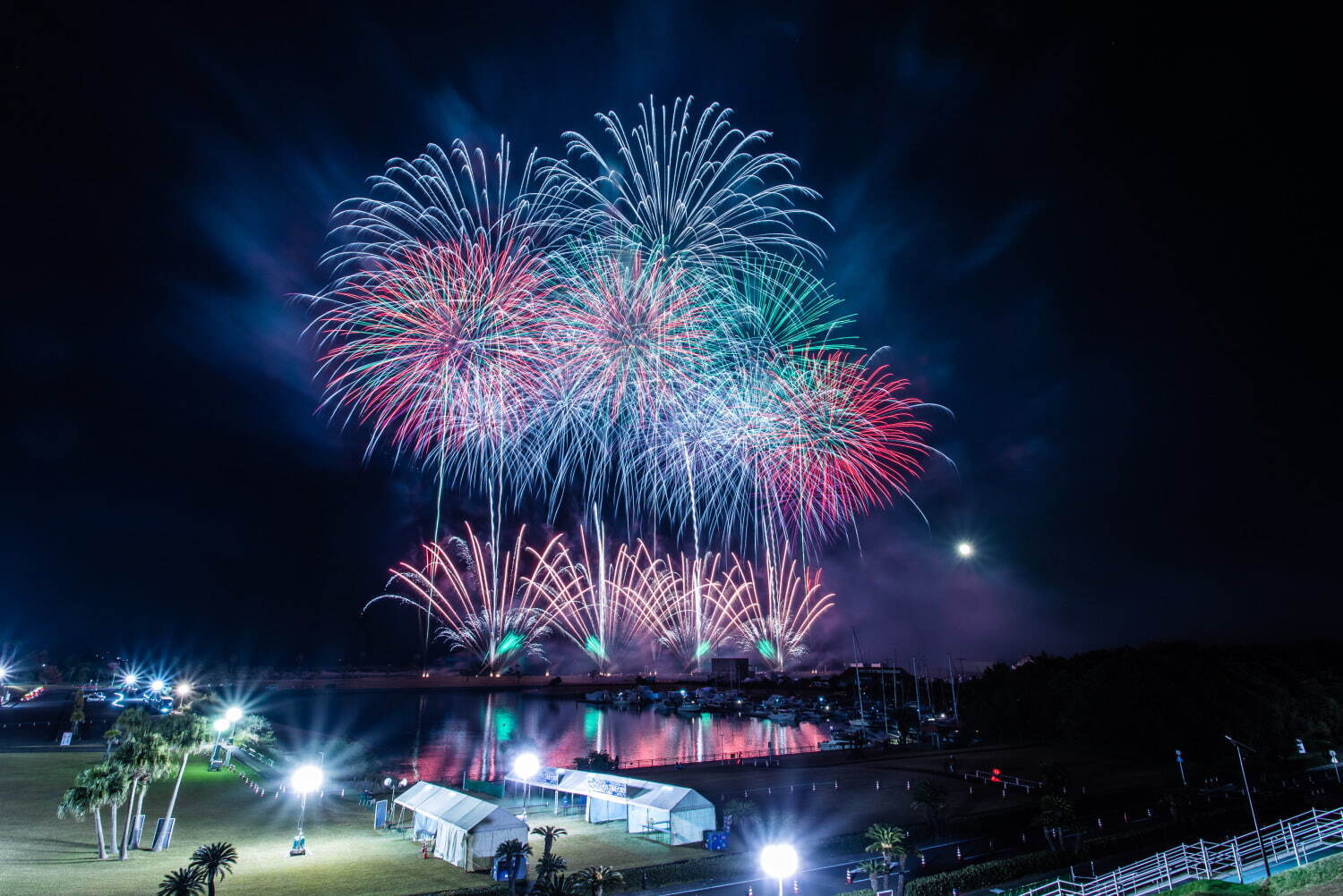 「桜島と芸術花火2022」音楽とシンクロする花火大会、鹿児島・マリンポートかごしまで｜写真11