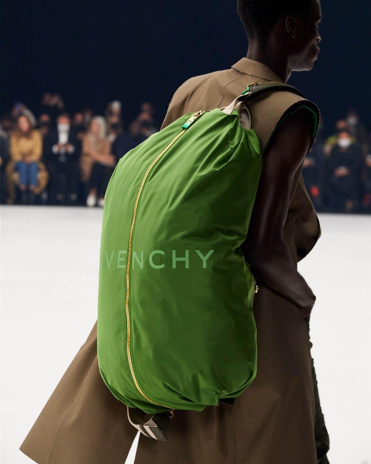 ジバンシィ(Givenchy) G ZIP｜写真8