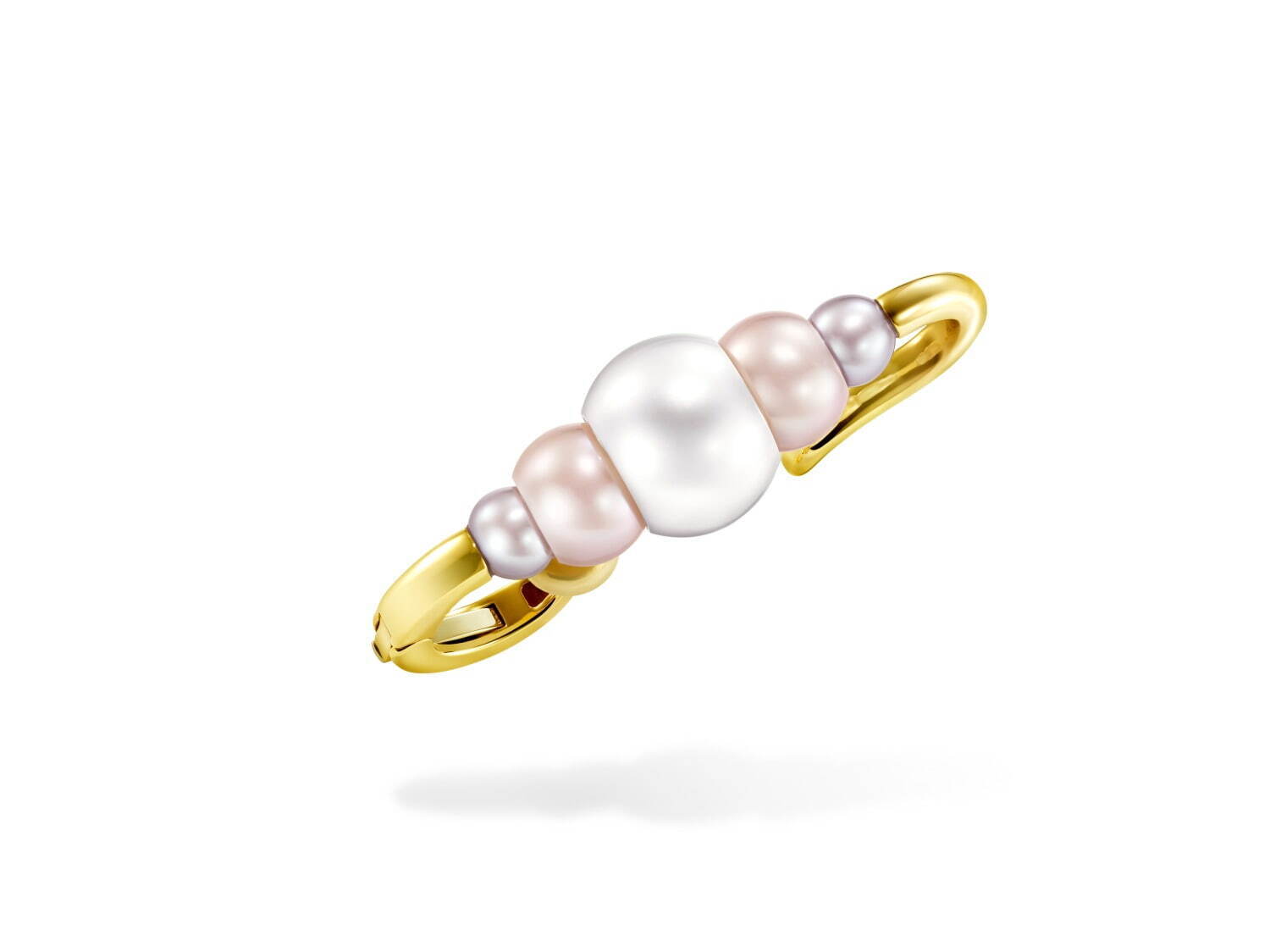 M/G TASAKIの新作ジュエリー「トリプル パール」“3色の真珠”が