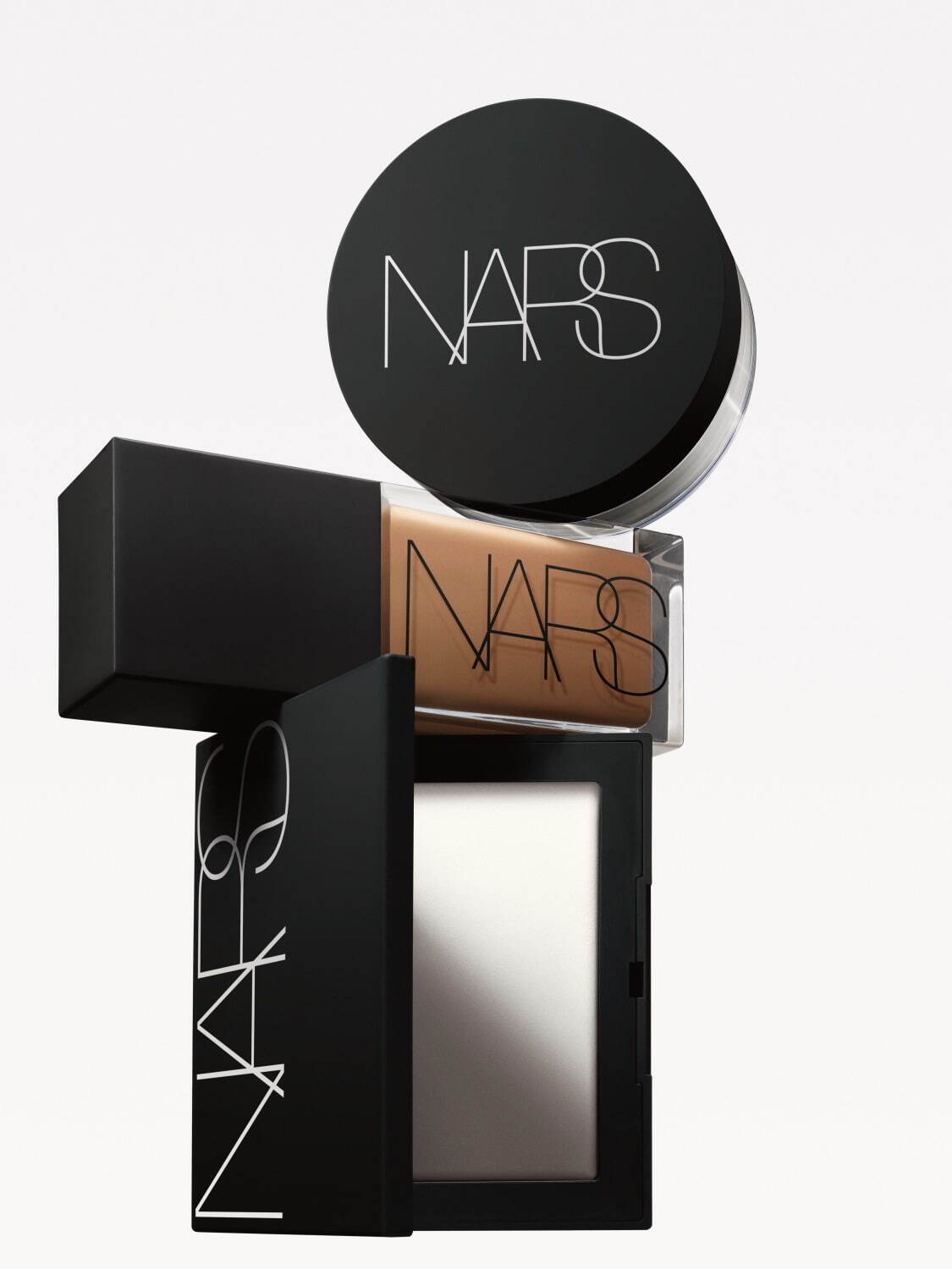 NARS22年夏の新リキッドファンデ、光の反射で透明肌に＆スキンケア成分を70%配合｜写真6